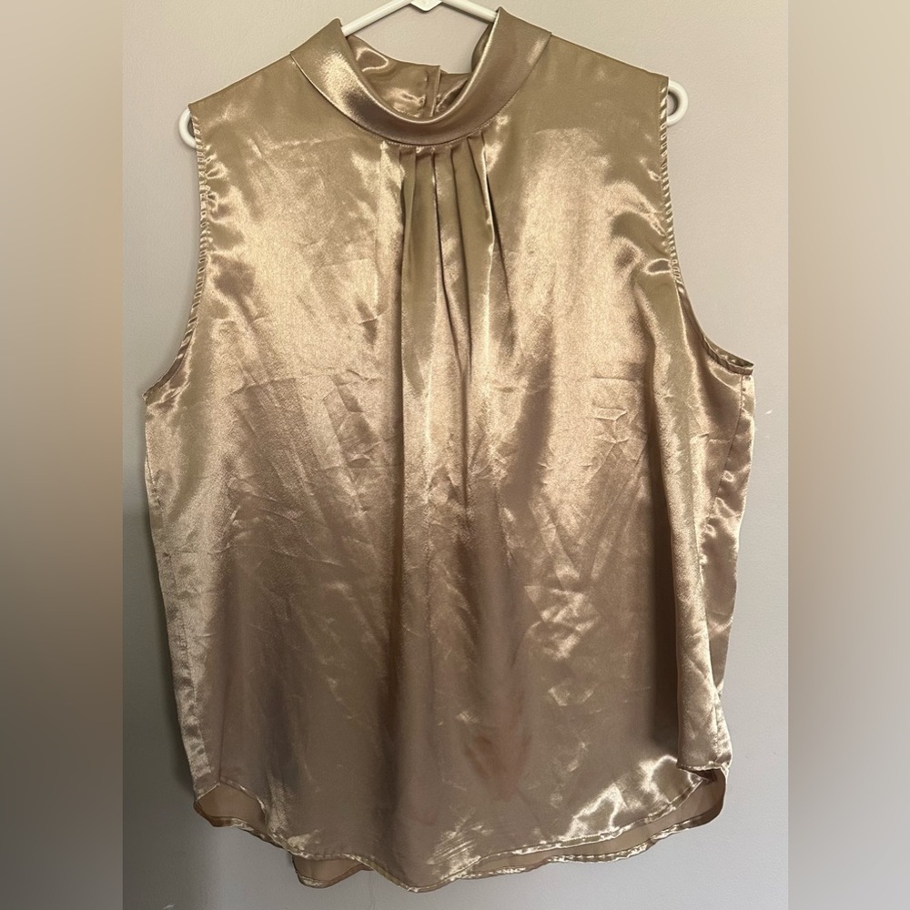 ATRIUM size 18/20 sleeveless Satin Mock-Neck Camisole in Metallic GOLD.